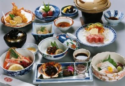 Tsutaya Seirantei Hotell Toyooka  Restaurang bild